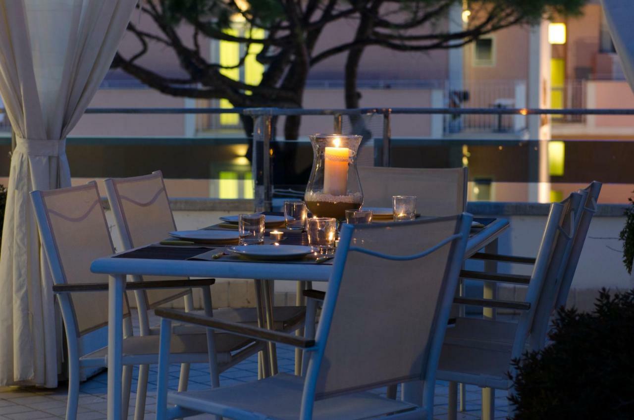 Dante 124 | Appartamenti A Riccione Bagian luar foto