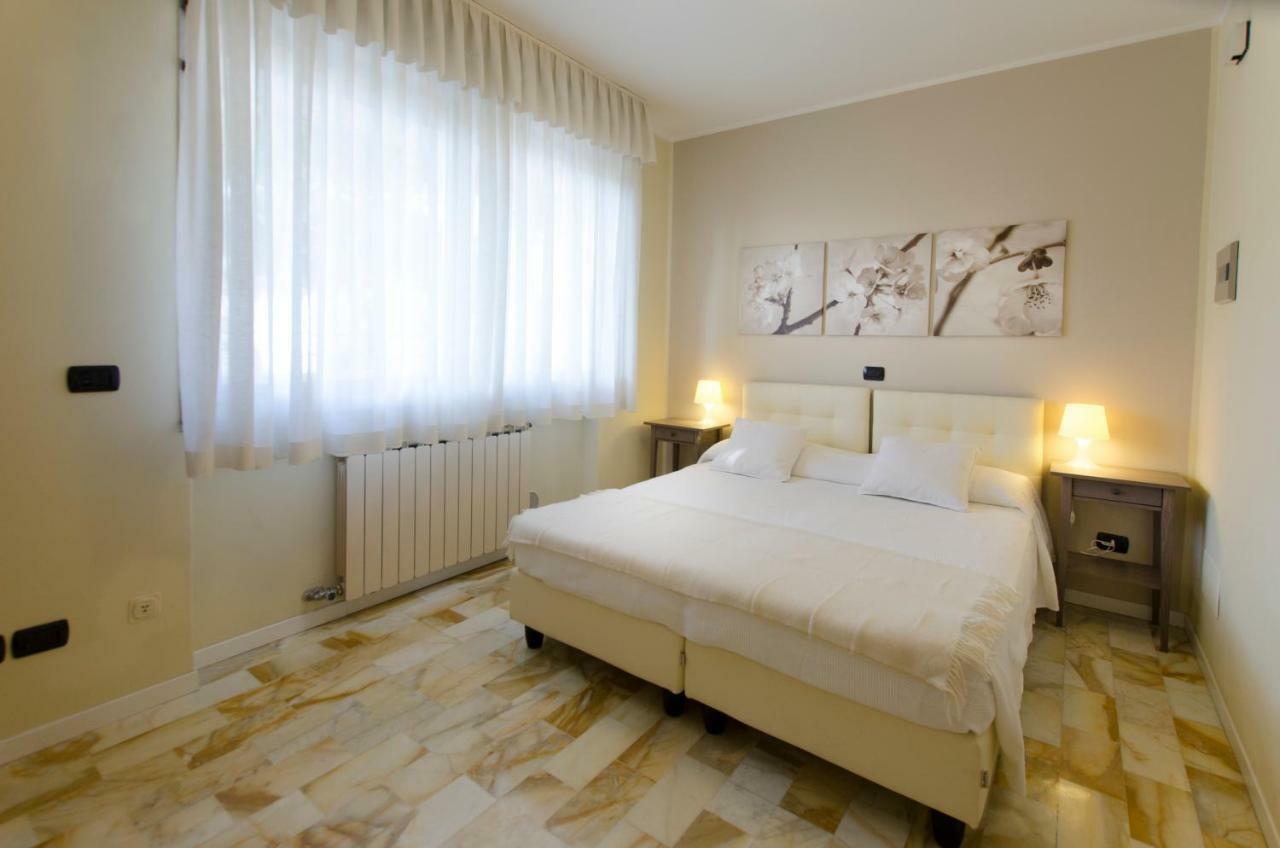 Dante 124 | Appartamenti A Riccione Bagian luar foto
